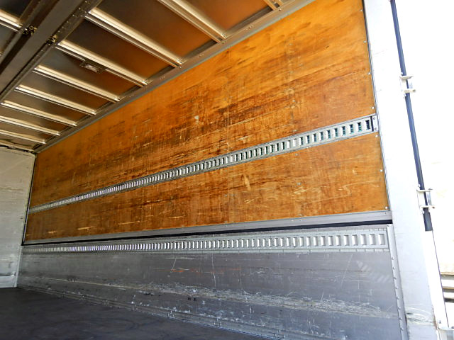 いすゞフォワードアルミウイング中型（4t）[写真07]