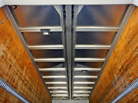 いすゞフォワードアルミウイング中型（4t）[写真08]