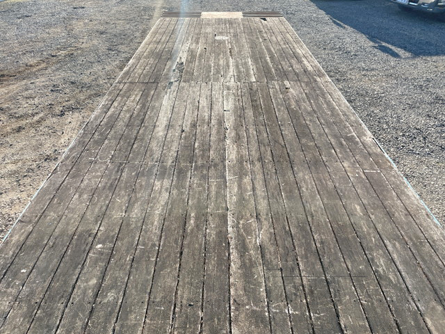 いすゞギガセルフローダー大型（10t）[写真13]