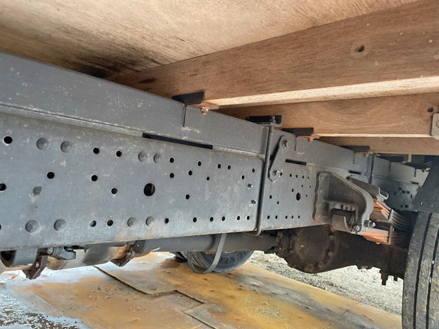 三菱ふそうキャンター活魚運搬車小型（2t・3t）[写真25]