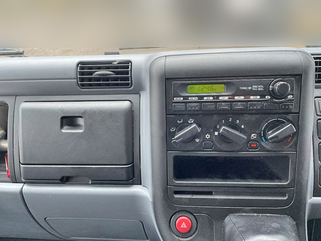 三菱ふそうキャンター活魚運搬車小型（2t・3t）[写真35]