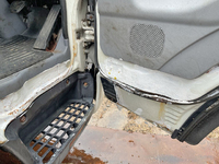 三菱ふそうキャンター活魚運搬車小型（2t・3t）[写真38]