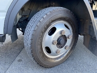 三菱ふそうキャンターアルミバン小型（2t・3t）[写真21]