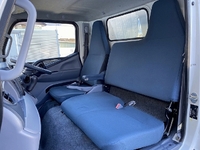 三菱ふそうキャンターアルミバン小型（2t・3t）[写真33]