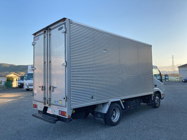 トヨタダイナアルミバン小型（2t・3t）[写真02]