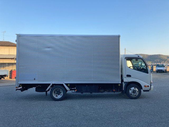 トヨタダイナアルミバン小型（2t・3t）[写真07]