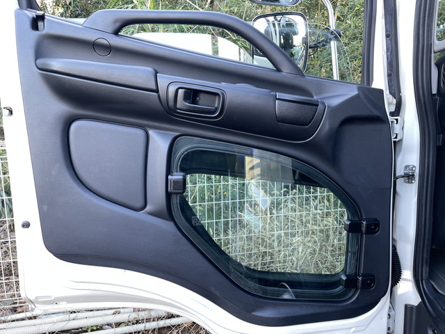 日野レンジャークレーン3段中型（4t）[写真26]