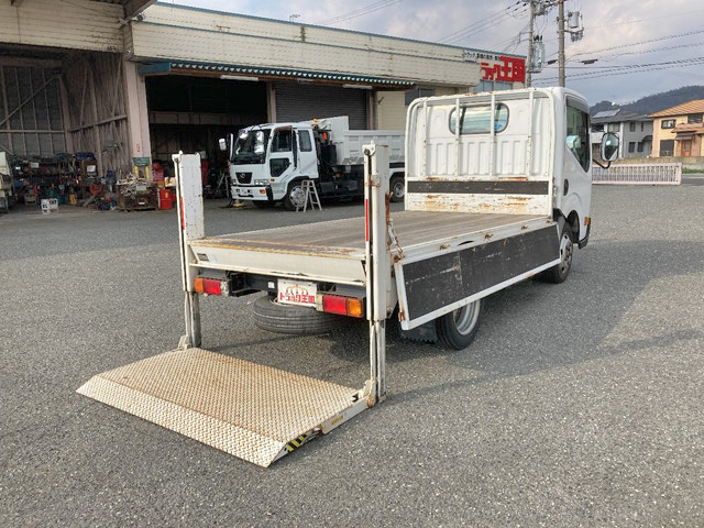日産アトラス平ボディ小型（2t・3t）[写真14]