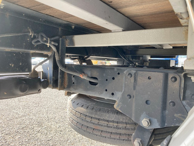 日産アトラス平ボディ小型（2t・3t）[写真23]