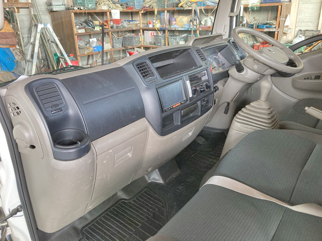 日産アトラス平ボディ小型（2t・3t）[写真29]