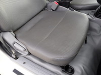 日野デュトロダブルキャブ・ダンプ小型（2t・3t）[写真25]