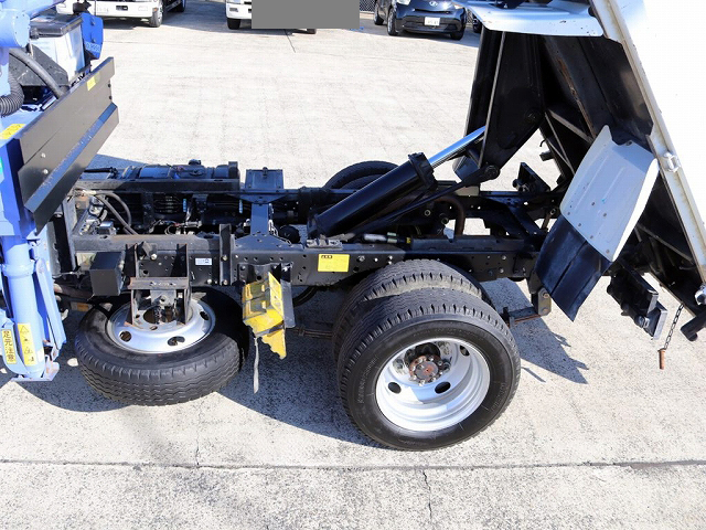 いすゞエルフダンプ・クレーン付小型（2t・3t）[写真13]