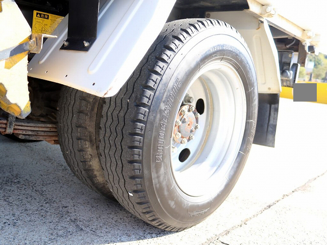 いすゞエルフダンプ・クレーン付小型（2t・3t）[写真36]