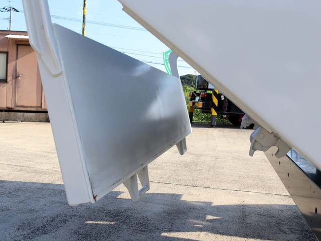 日野プロフィアダンプ大型（10t）[写真12]