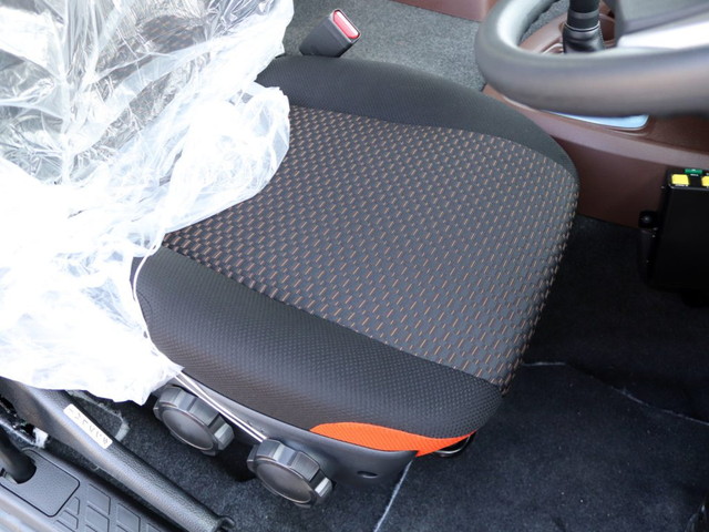 日野プロフィアダンプ大型（10t）[写真23]