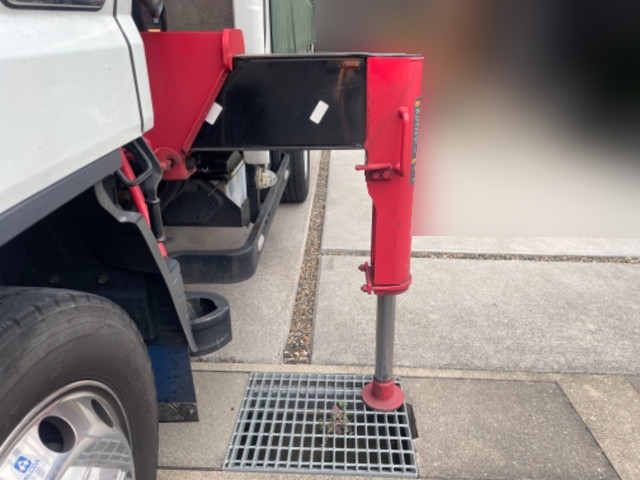 日産アトラスユニック4段小型（2t・3t）[写真14]