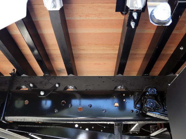 三菱ふそうファイターセルフクレーン4段増トン（6t・8t）[写真19]