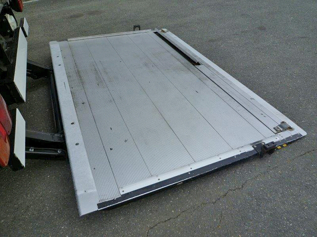 日野レンジャーパネルバン中型（4t）[写真17]