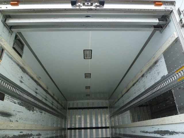 日野レンジャーパネルバン中型（4t）[写真22]