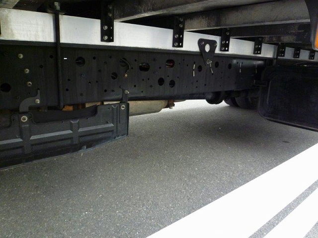 日野レンジャーパネルバン中型（4t）[写真28]