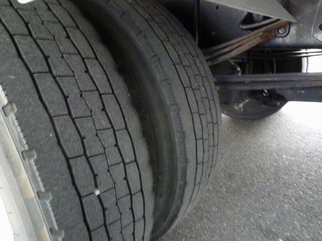 日野レンジャーパネルバン中型（4t）[写真34]