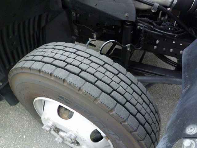 日野レンジャーパネルバン中型（4t）[写真37]