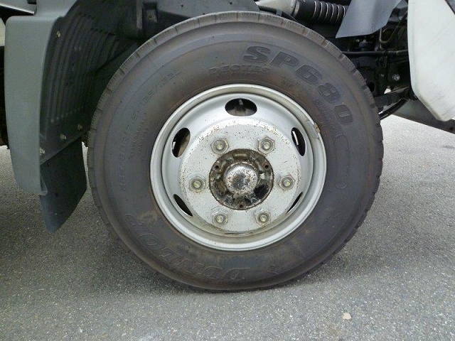 日野レンジャーパネルバン中型（4t）[写真38]