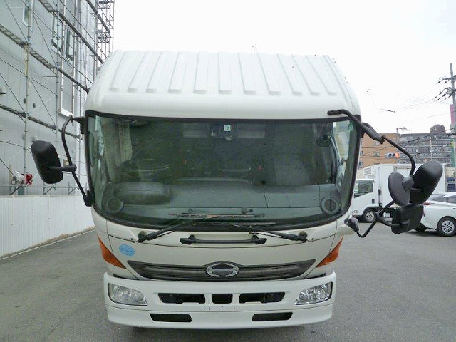 日野レンジャーパネルバン中型（4t）[写真05]