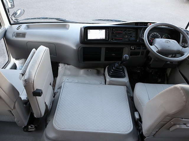 トヨタコースターマイクロバス[写真23]