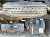 三菱ふそうキャンターガッツ平ボディ小型（2t・3t）[写真18]