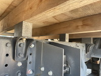 三菱ふそうキャンターガッツ平ボディ小型（2t・3t）[写真19]