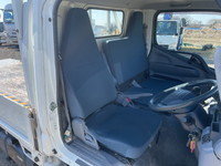 三菱ふそうキャンターガッツ平ボディ小型（2t・3t）[写真26]