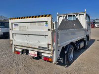 三菱ふそうキャンターガッツ平ボディ小型（2t・3t）[写真02]