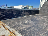 三菱ふそうキャンターガッツ平ボディ小型（2t・3t）[写真09]