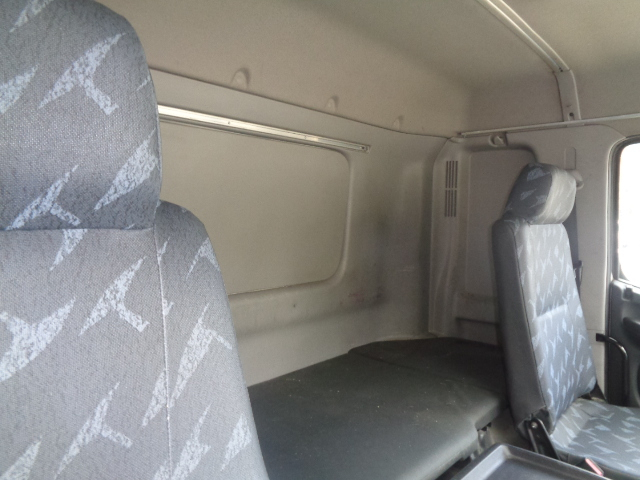 日野プロフィアミキサー車（コンクリートミキサー）大型（10t）[写真36]