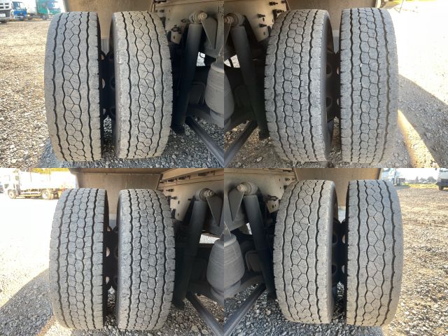 UDトラックスクオンアルミウイング大型（10t）[写真16]