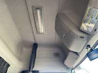 UDトラックスクオンアルミウイング大型（10t）[写真29]