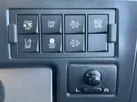 UDトラックスクオンアルミウイング大型（10t）[写真34]