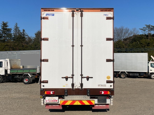 UDトラックスクオンアルミウイング大型（10t）[写真08]