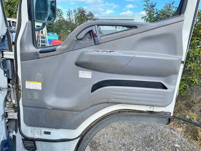 三菱ふそうキャンターパッカー車（塵芥車）小型（2t・3t）[写真27]