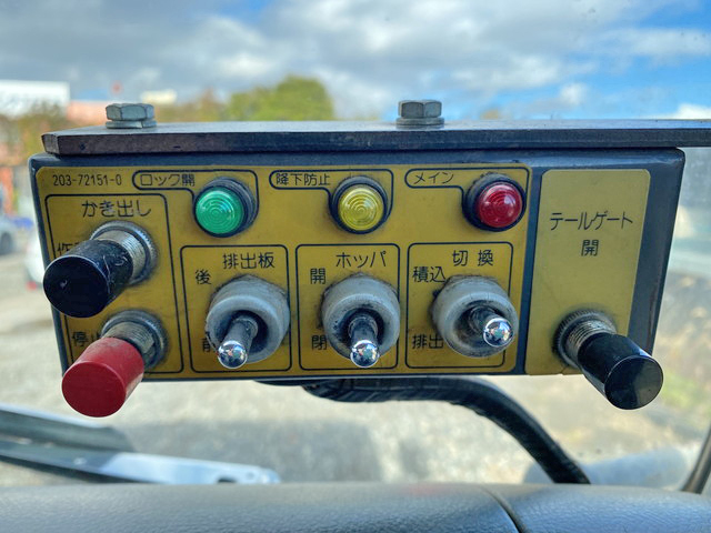 三菱ふそうキャンターパッカー車（塵芥車）小型（2t・3t）[写真37]