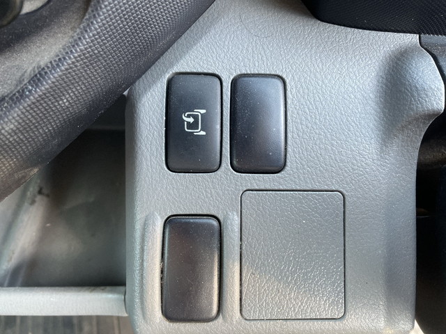 日野デュトロアルミブロック小型（2t・3t）[写真33]