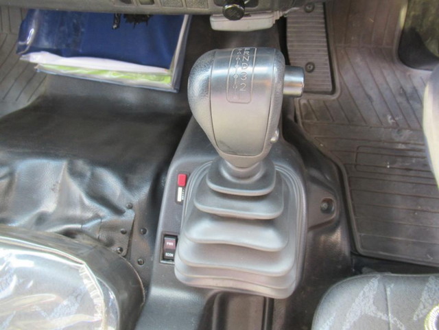 日野レンジャーユニック4段中型（4t）[写真11]