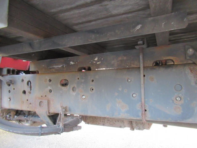 日野レンジャーユニック4段中型（4t）[写真35]