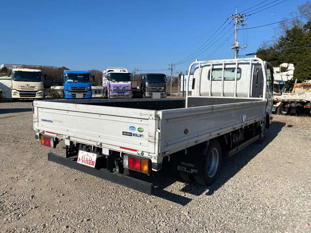 いすゞエルフ平ボディ小型（2t・3t）[写真02]