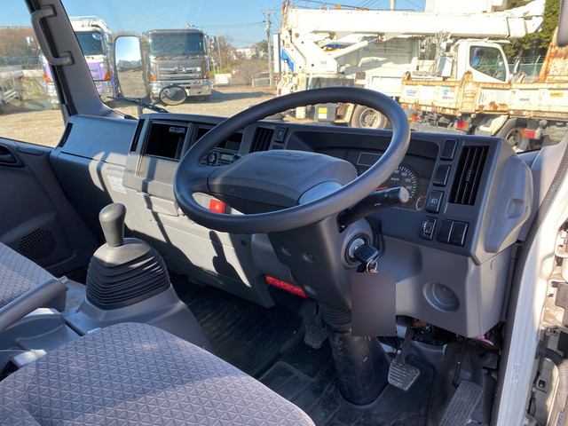 いすゞエルフ平ボディ小型（2t・3t）[写真28]