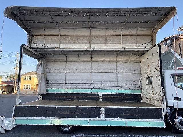 三菱ふそうキャンター幌ウイング小型（2t・3t）[写真07]