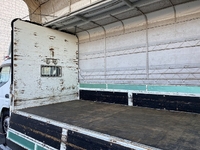 三菱ふそうキャンター幌ウイング小型（2t・3t）[写真09]