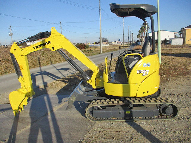 ヤンマーミニユンボ（ミニバックホー）[写真03]