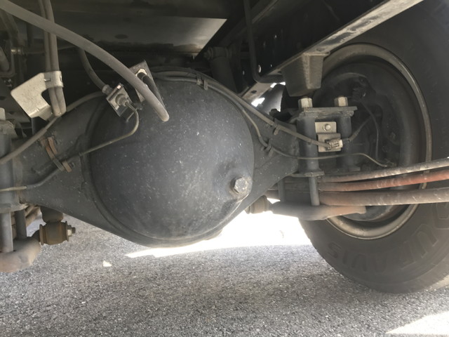 いすゞエルフパネルバン小型（2t・3t）[写真11]